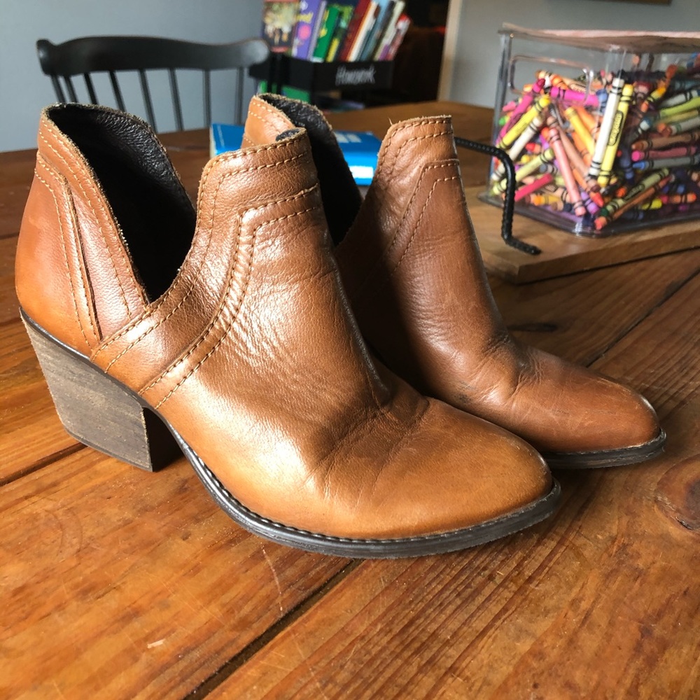 Cut out ankle bootie